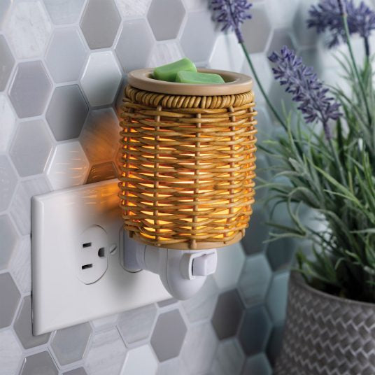 Wicker Pluggable Fragrance Warmer