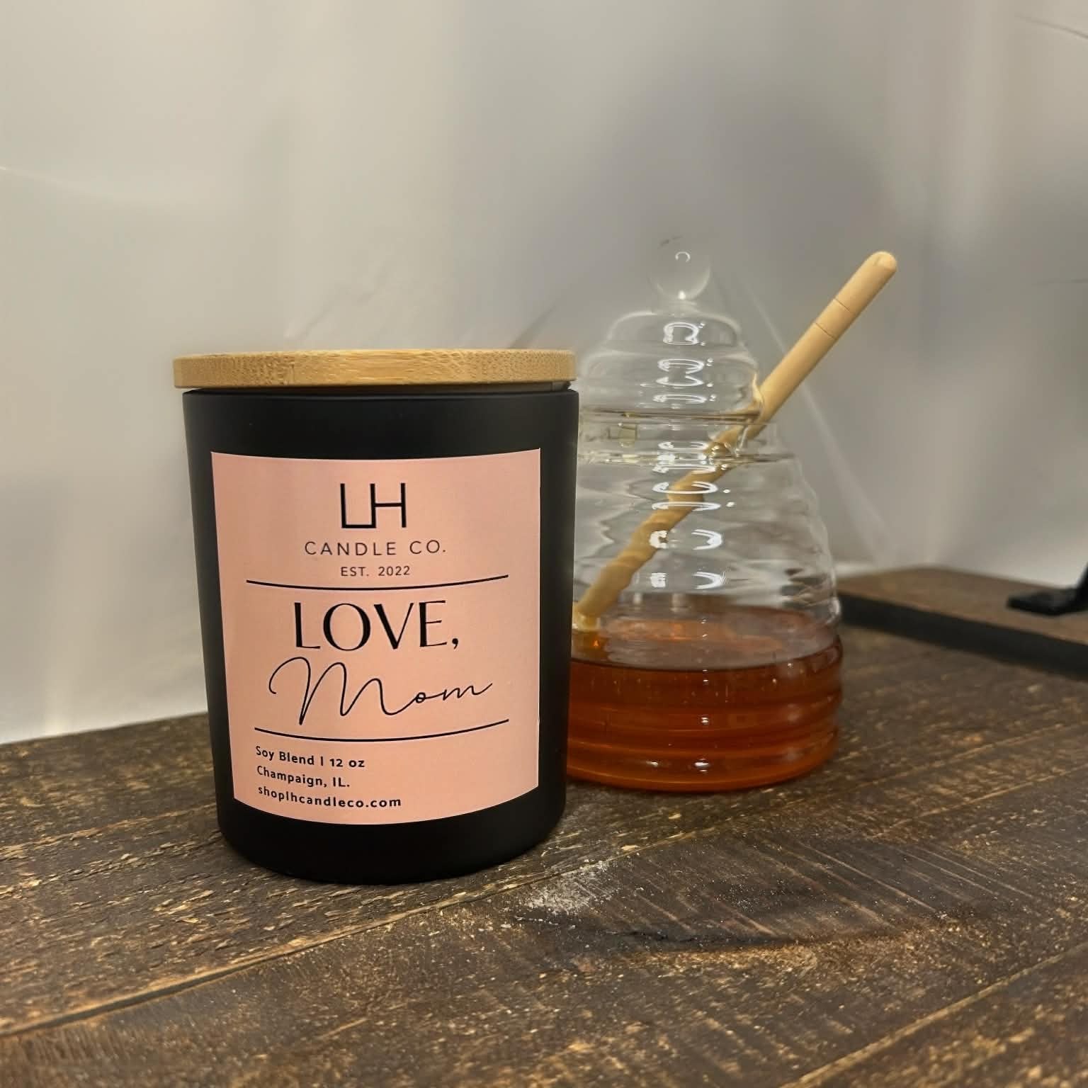 Love, Mom | Mother's Day Soy Blend Candle | Limited Edition